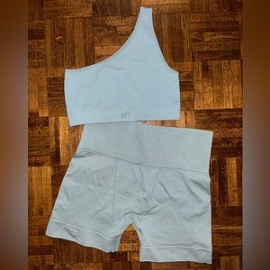 SET ACTIVE 2 PIECE SET